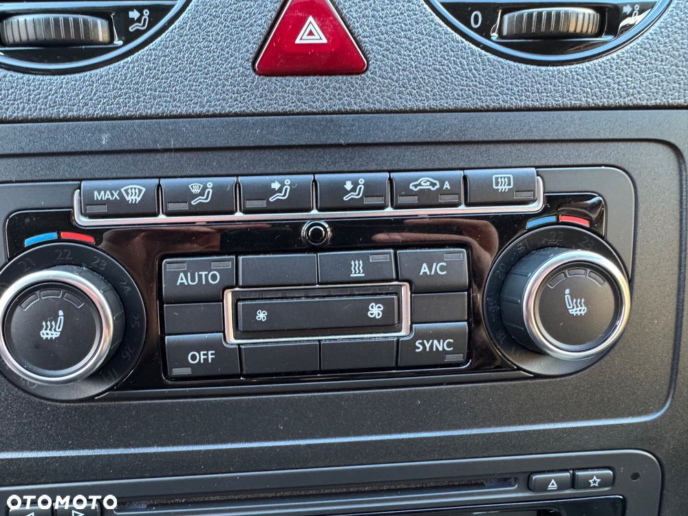 Volkswagen Caddy Comfortline Edition DSG - 24