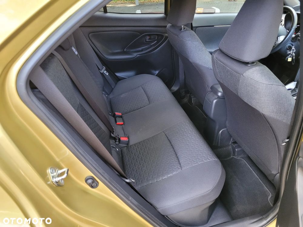 Toyota Yaris - 21