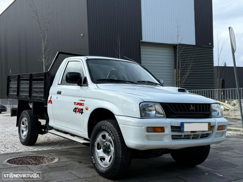 Mitsubishi L200 2.5 TD Club 3L - 1