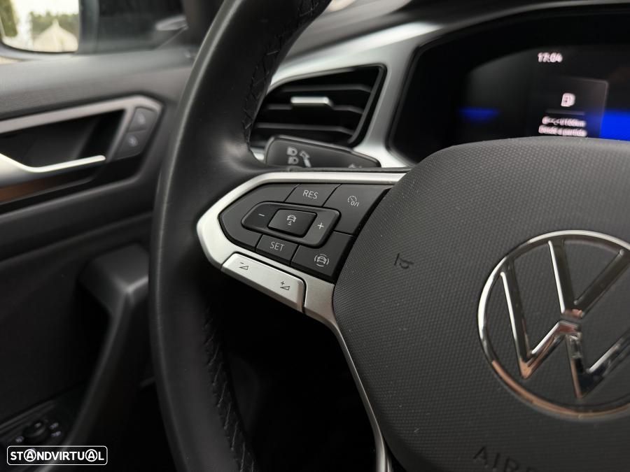 VW T-Roc 1.0 TSI Urban - 17