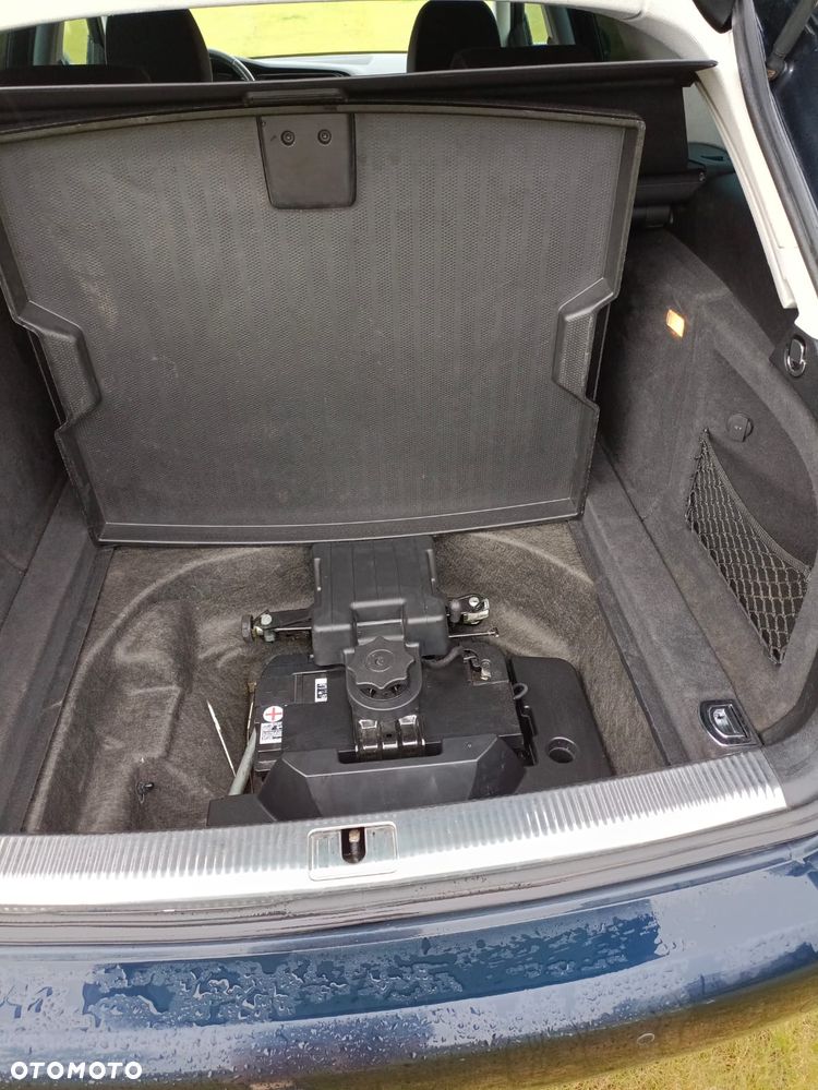 Audi A4 Avant - 11