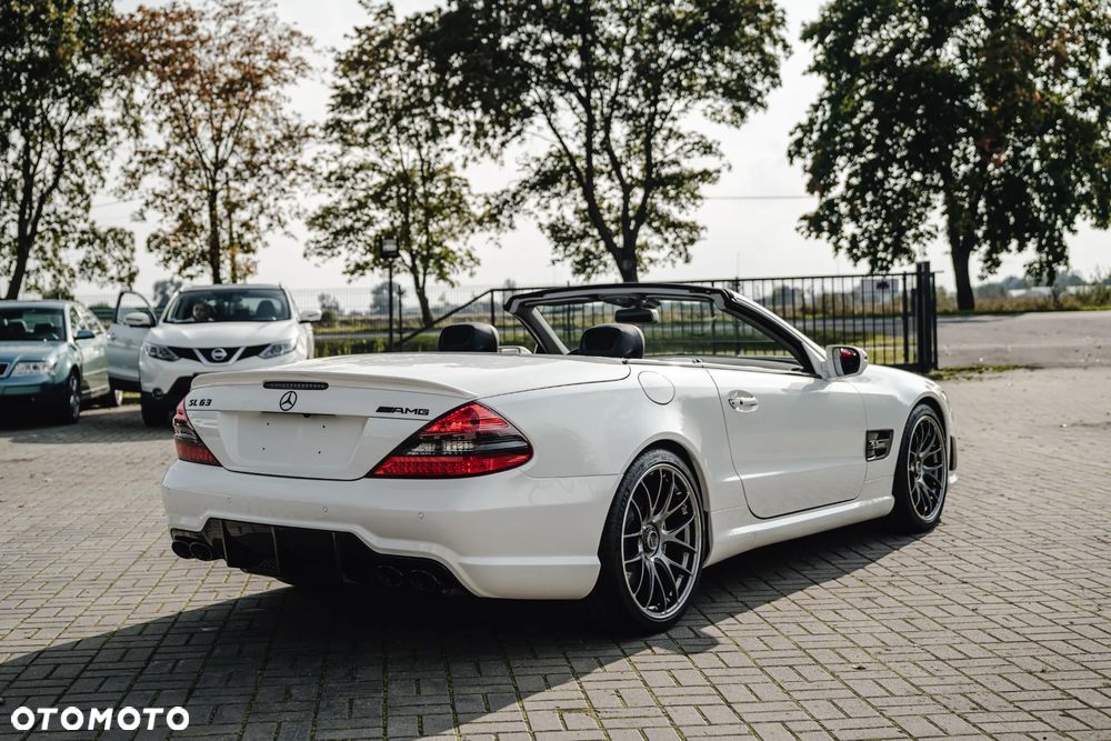 Mercedes-Benz SL - 22