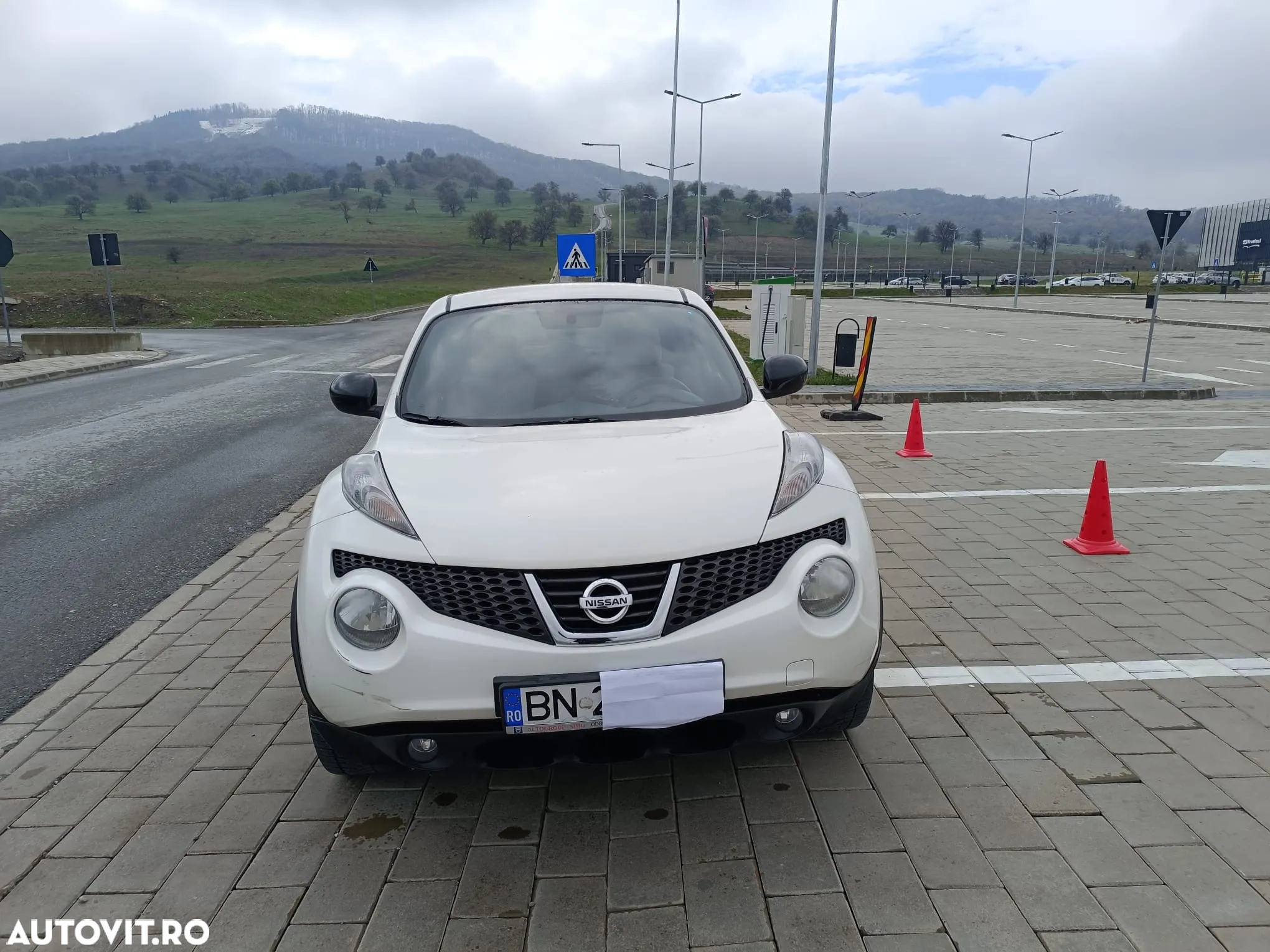 Nissan Juke 1.6L DIG-T XTRONIC-M8 4X4 N-Connecta - 2