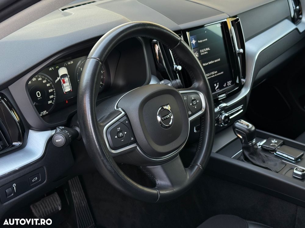 Volvo XC 60 B4 D AWD Geartronic Momentum - 16