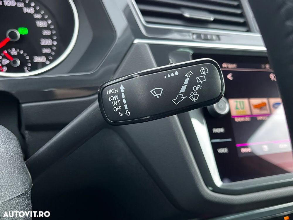 Volkswagen Tiguan - 18