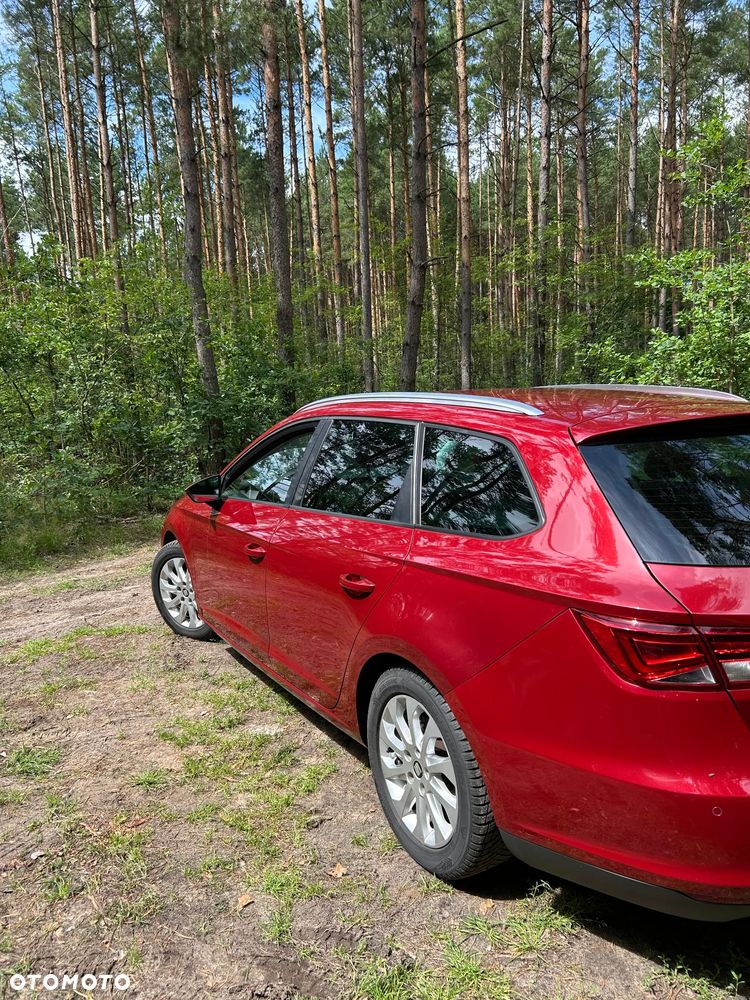 Seat Leon 1.6 TDI ECOMOTIVE Style - 4