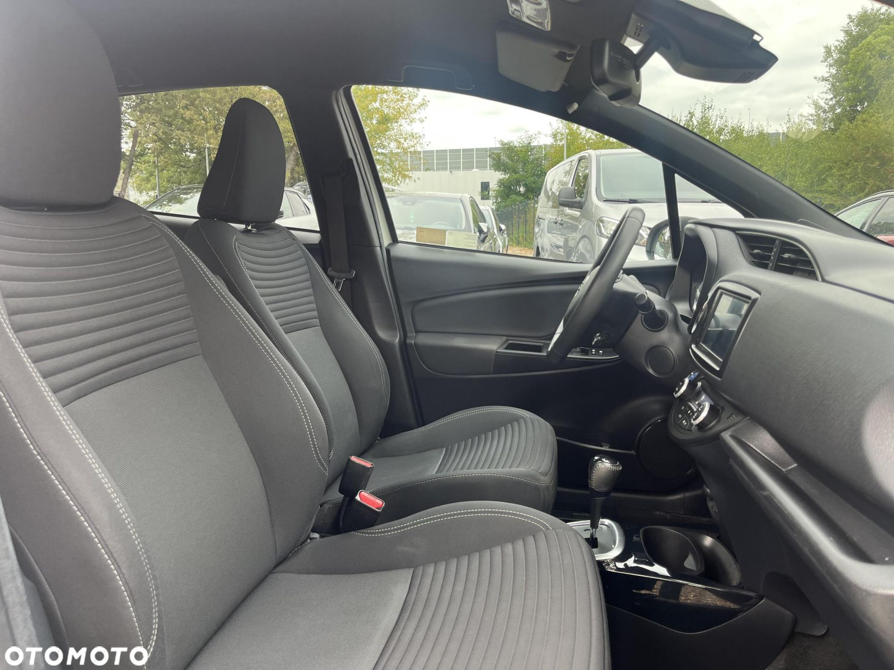 Toyota Yaris - 24