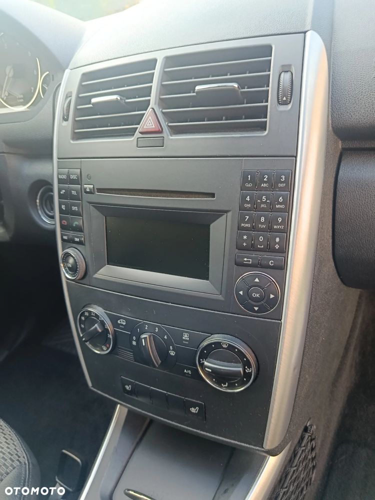 Mercedes-Benz Klasa A 150 Avantgarde Edition 10 - 14