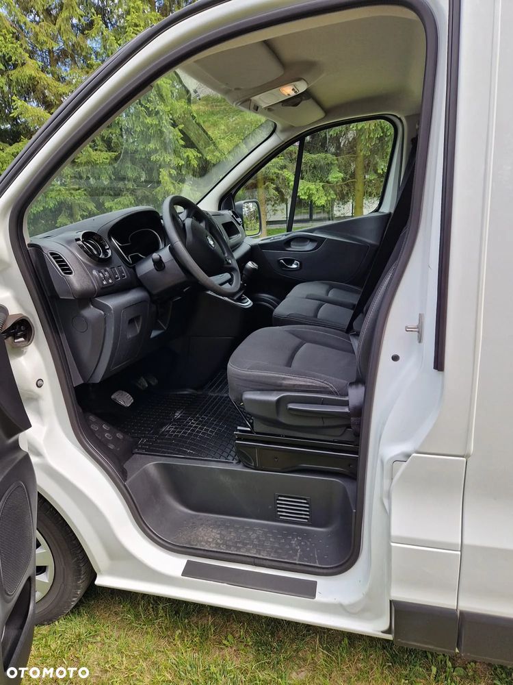 Renault Trafic - 15