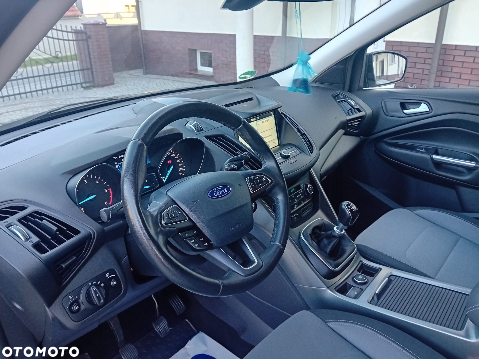 Ford Kuga 2.0 TDCi 2x4 Business Edition - 19