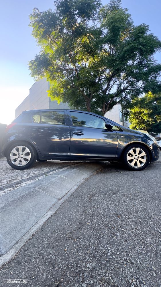 Opel Corsa 1.2 Enjoy - 4