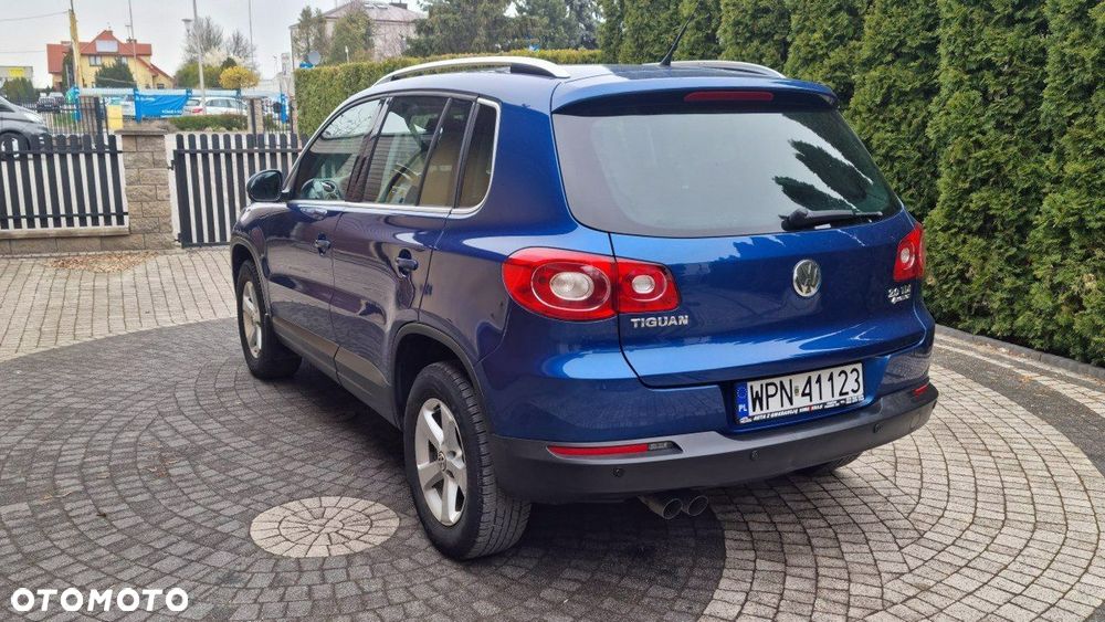Volkswagen Tiguan - 4