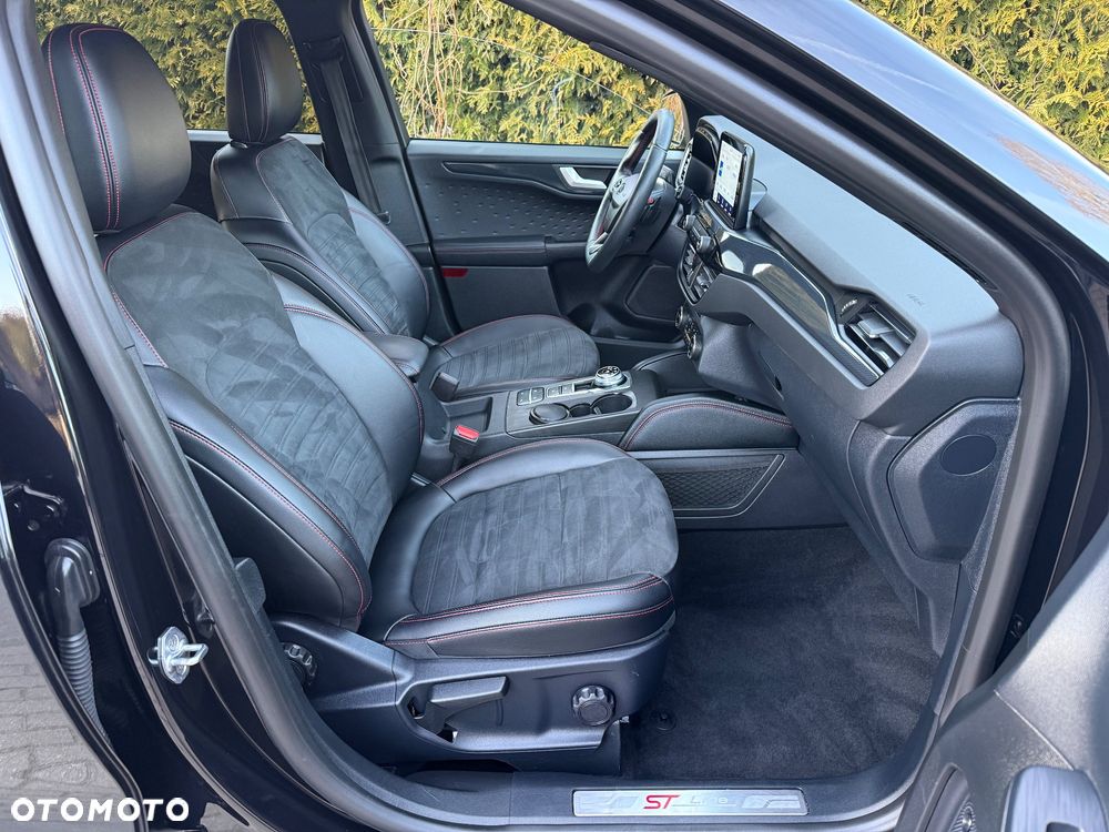 Ford Kuga 2.0 EcoBlue 4x4 ST-LINE - 16