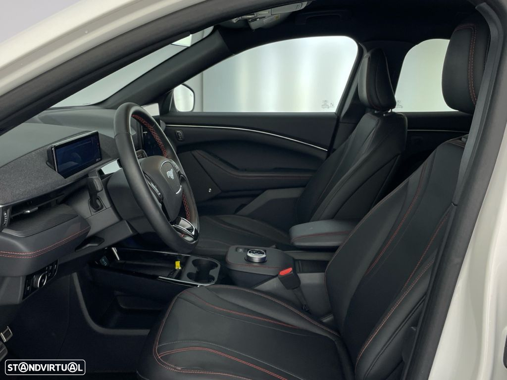 Ford Mustang Mach-E 87 kWh Premium AWD - 11