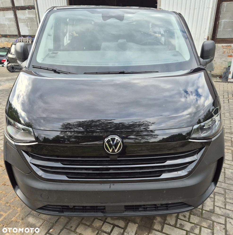 Volkswagen Caravelle - 1