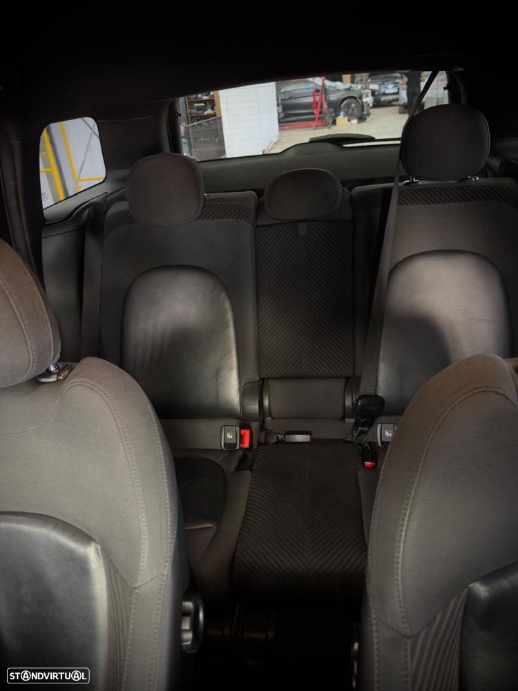 MINI Countryman Cooper SD Auto - 10