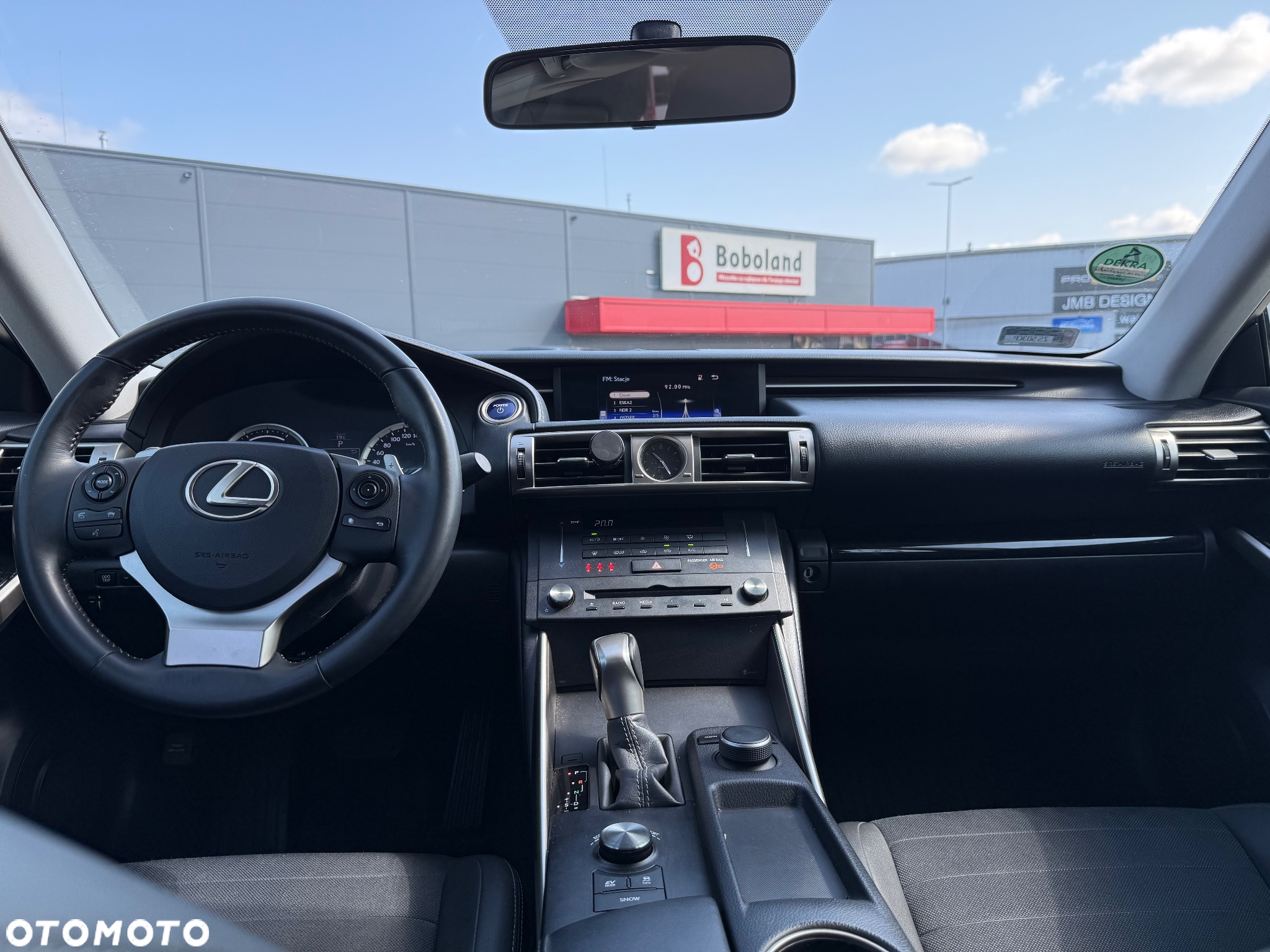 Lexus IS 300h Elite - 19