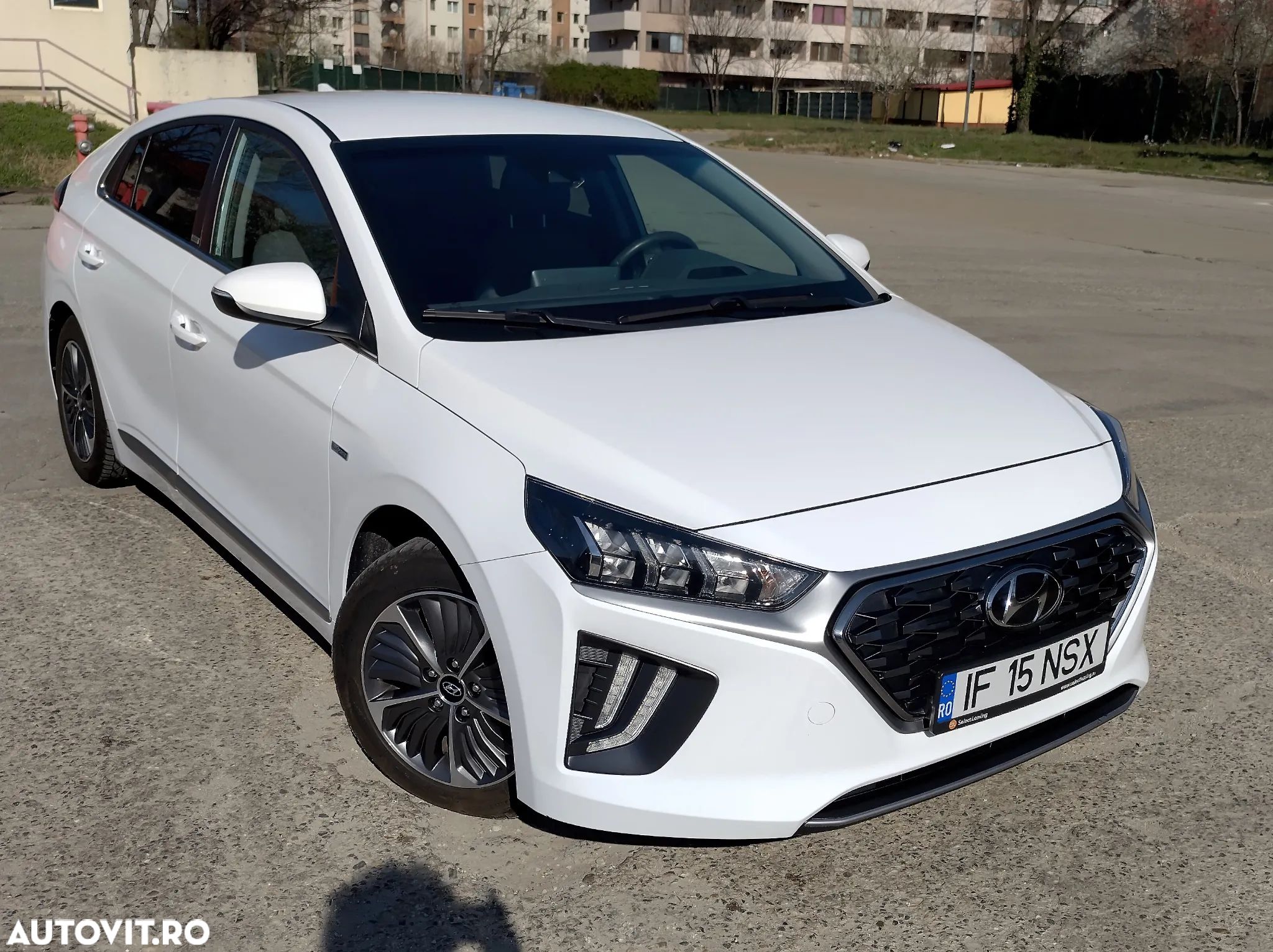 Hyundai IONIQ Plug-in-Hybrid 1.6 GDI - 1