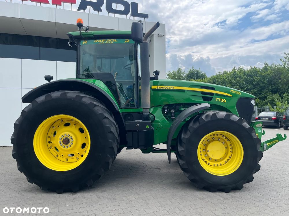 John Deere 7730 - 8