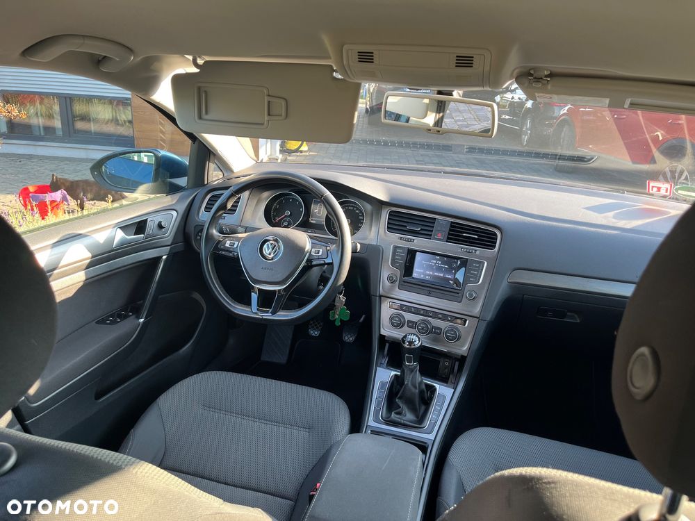 Volkswagen Golf - 13