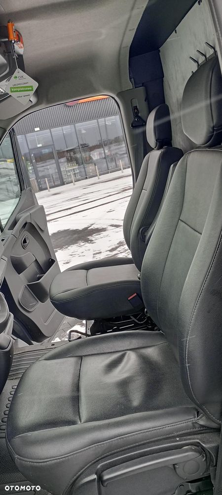 Renault Master - 24