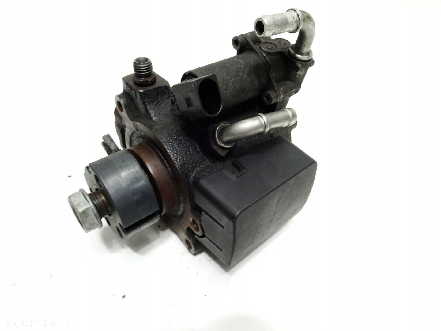 VW AUDI SKODA SEAT - POMPA WTRYSKOWA 1.6 TDI - 4