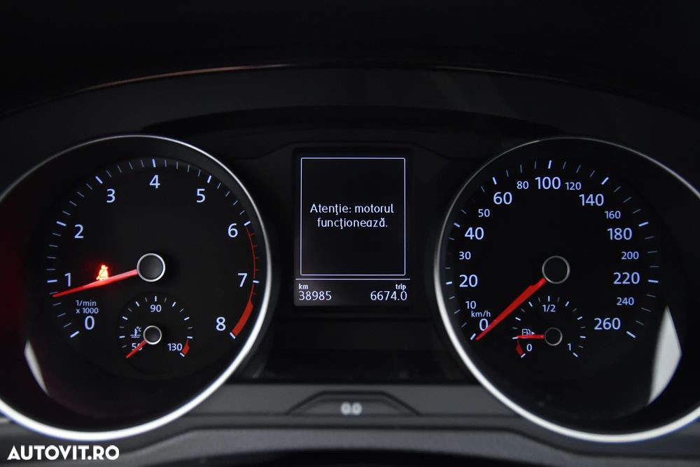 Volkswagen Passat - 11