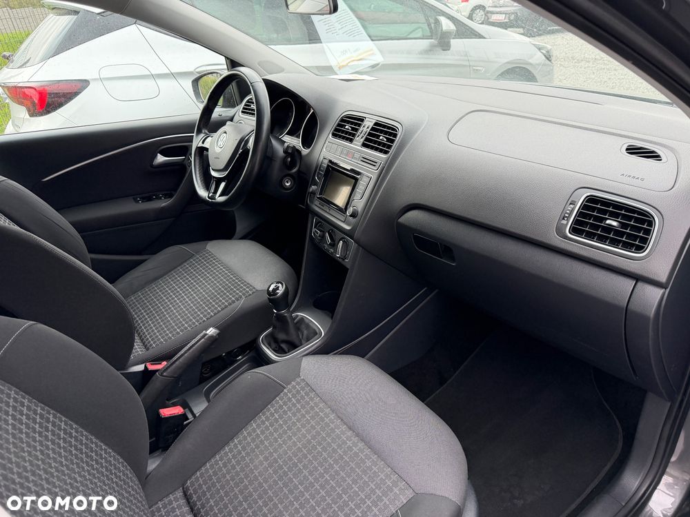 Volkswagen Polo - 10
