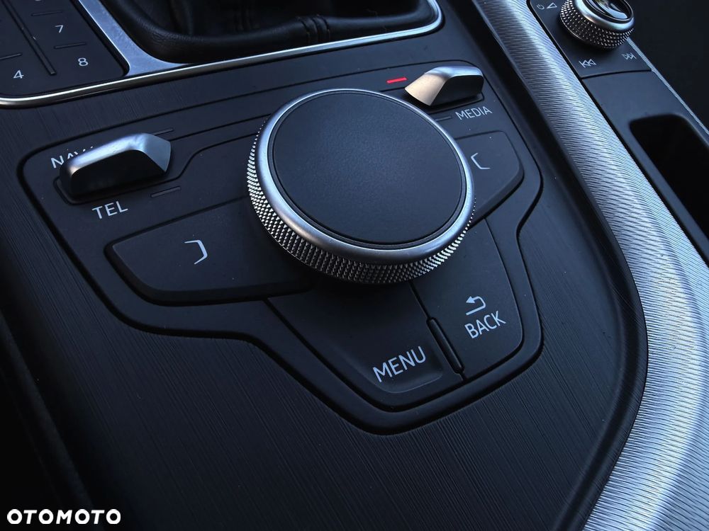Audi A4 Avant 2.0 TDI ultra design - 29