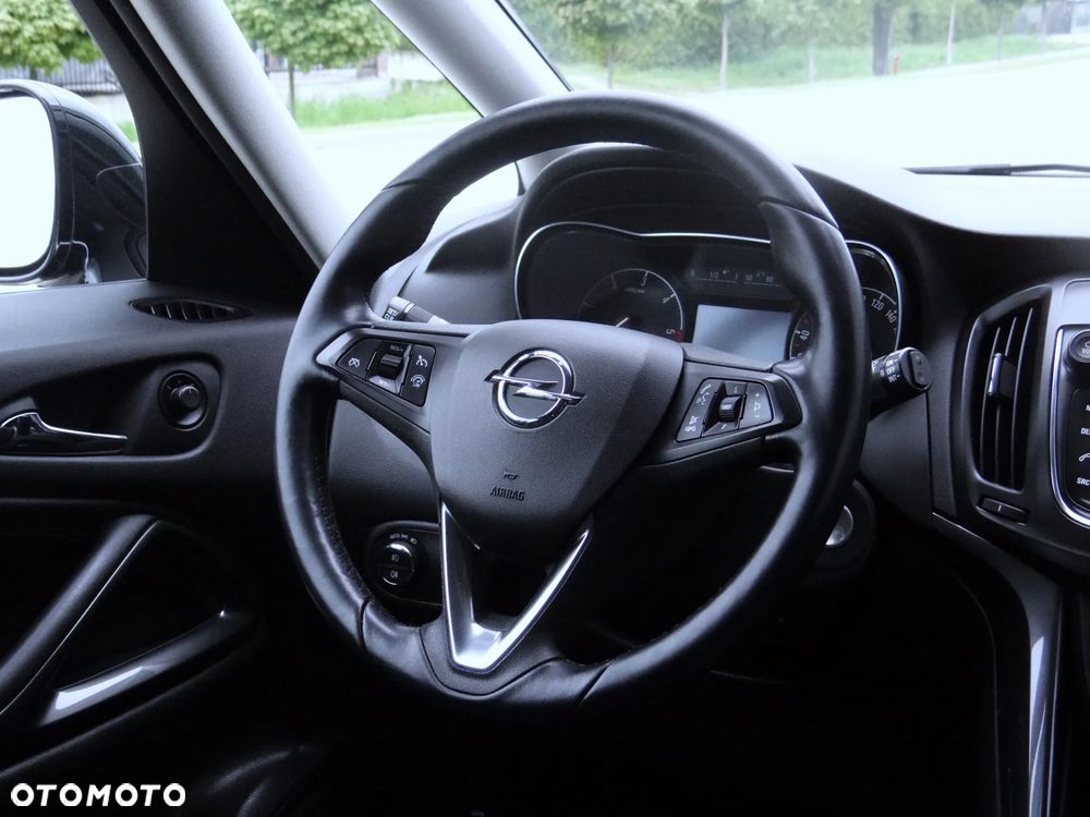 Opel Zafira 2.0 D (CDTI ecoFLEX) Start/Stop Innovation - 12