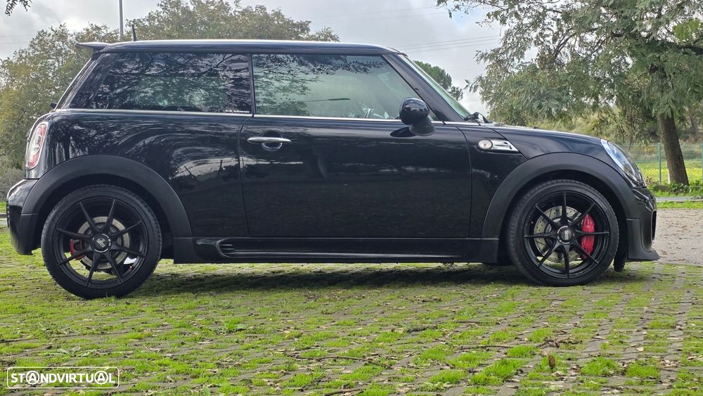 MINI 3 Portas John Cooper Works - 7