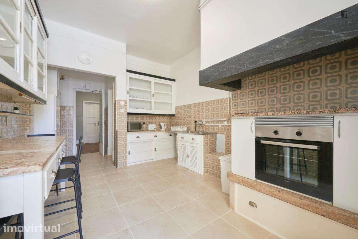 Quarto - localizado em Saldanha Lisbon - Grande imagem: 2/15