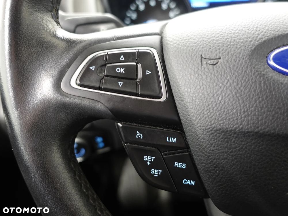 Ford Focus 1.0 EcoBoost 99g Titanium - 38