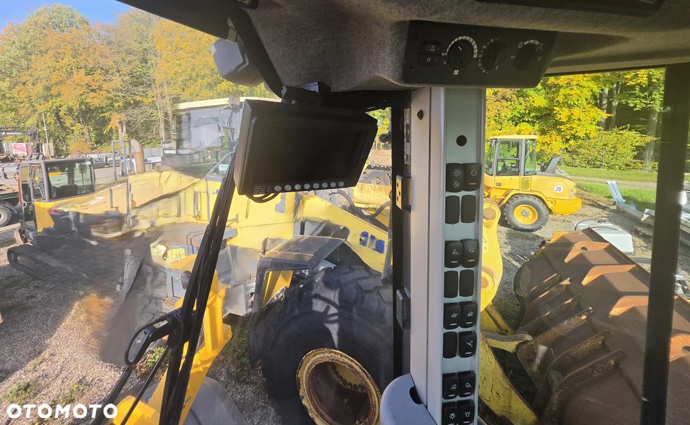 Volvo L90H - 4