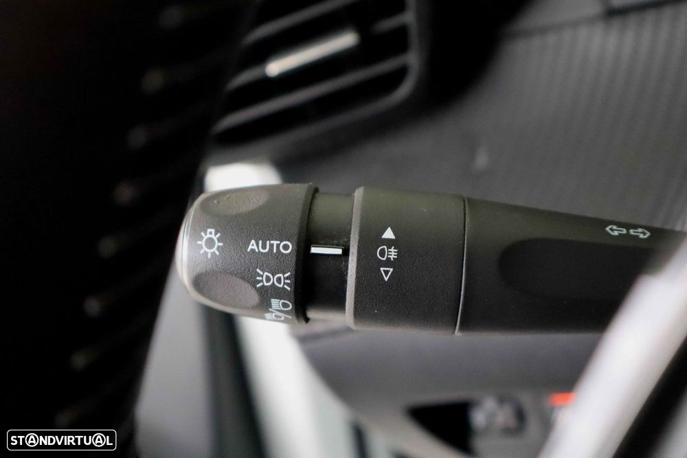 Peugeot e-208 50 kWh Active - 19