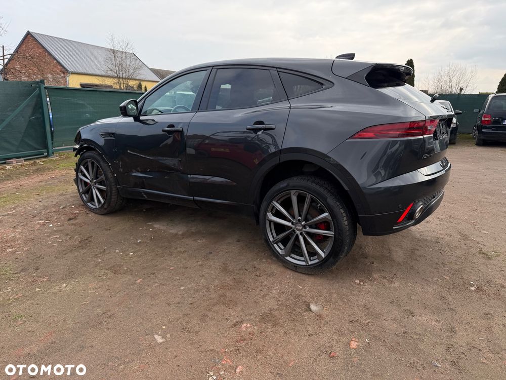 Jaguar E-Pace P300 AWD R-Dynamic HSE - 4