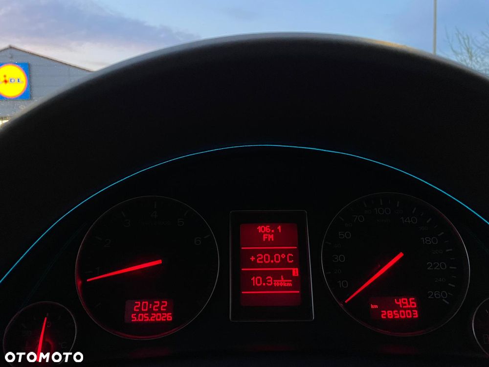 Audi A4 Limousine 1.8T - 12