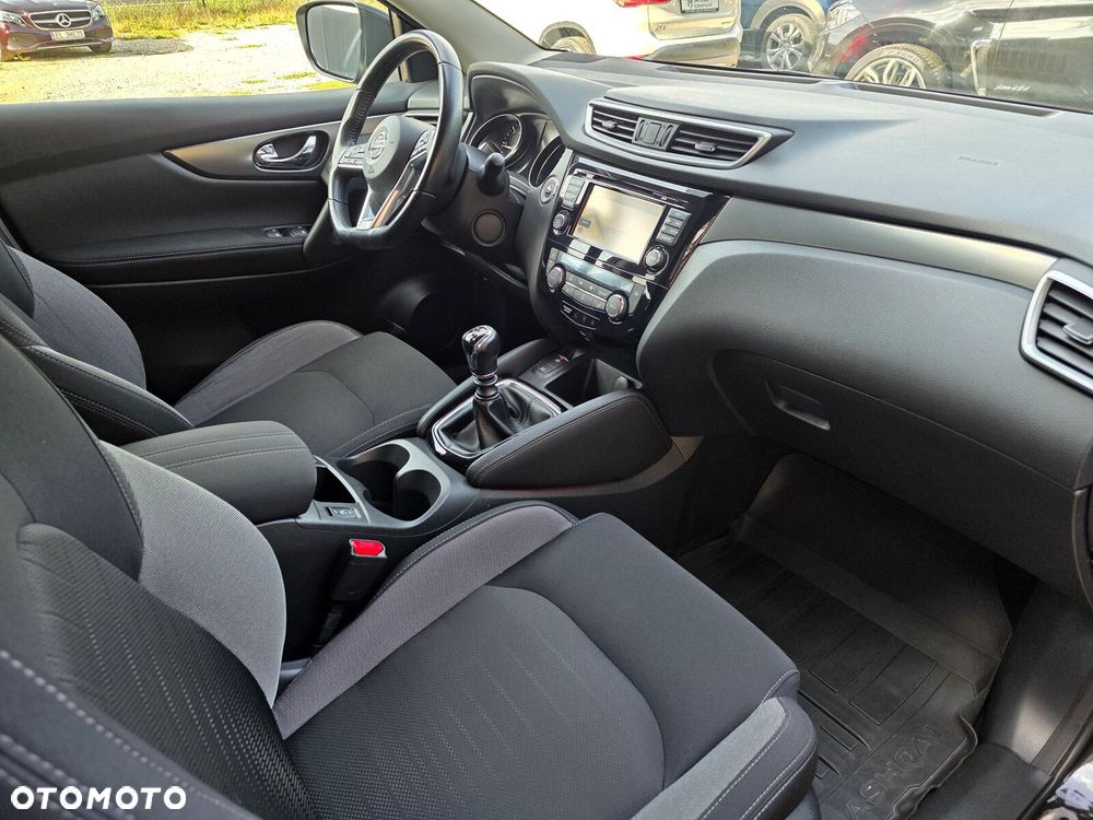 Nissan Qashqai - 12