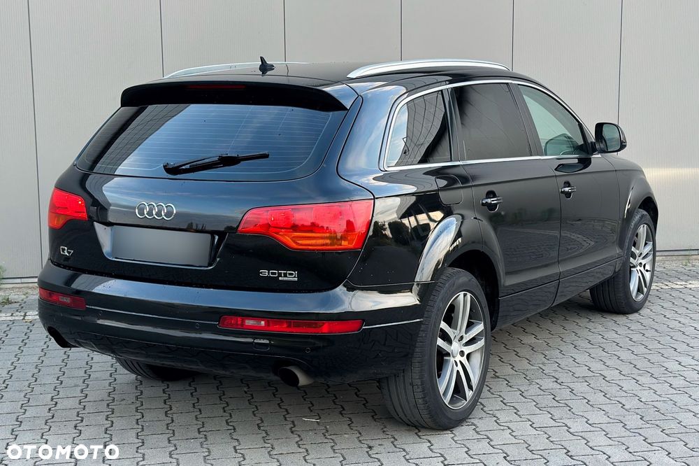 Audi Q7 - 2