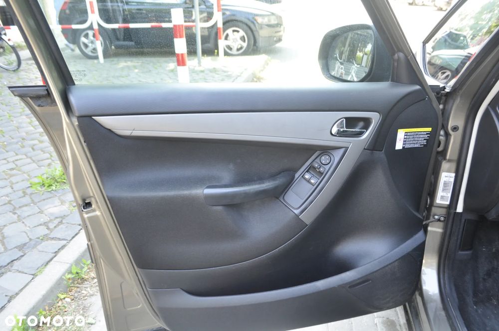 Citroën C4 Picasso VTi 120 Attraction - 8