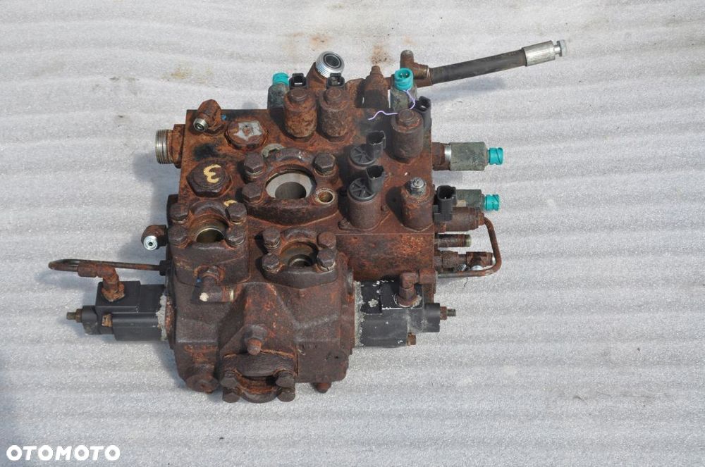 ROZDZIELACZ TEREX TA25 TA30 15332706 - 4