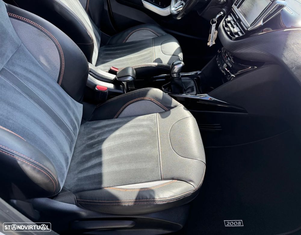 Peugeot 2008 1.2 PureTech Crossway - 4