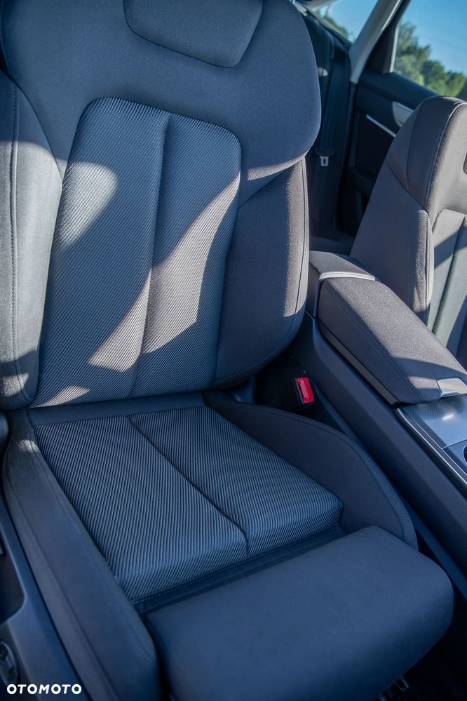 Audi A6 Limousine 45 TFSI quattro S tronic sport - 6