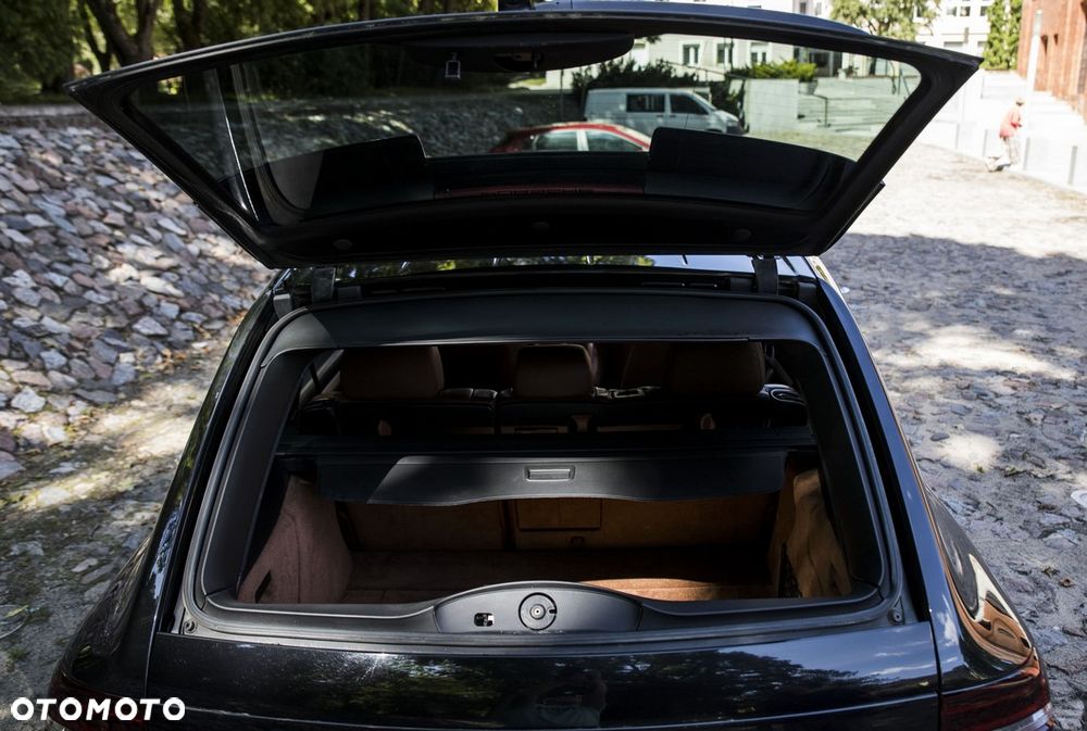 Porsche Cayenne - 23