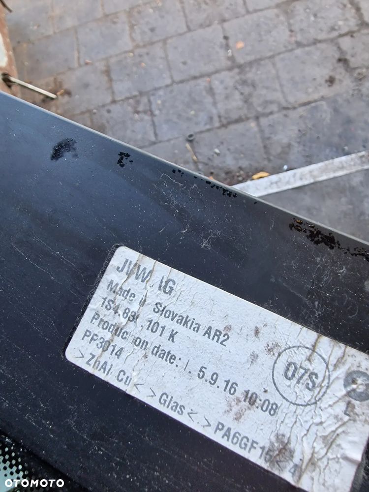 Szyba drzwi  lewy  tył  seat mii - 4