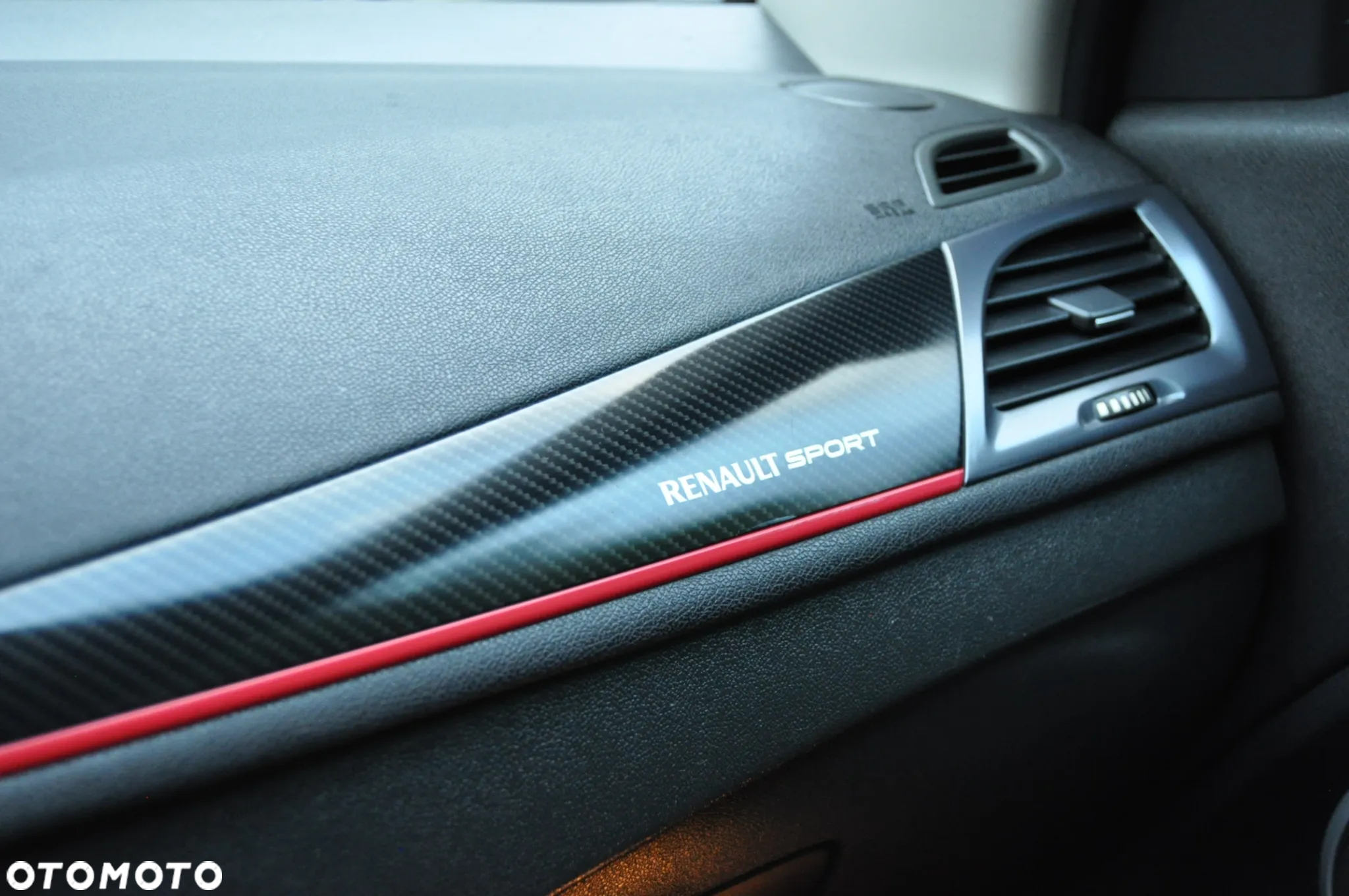 Renault Megane Grandtour TCe 180 GT - 16