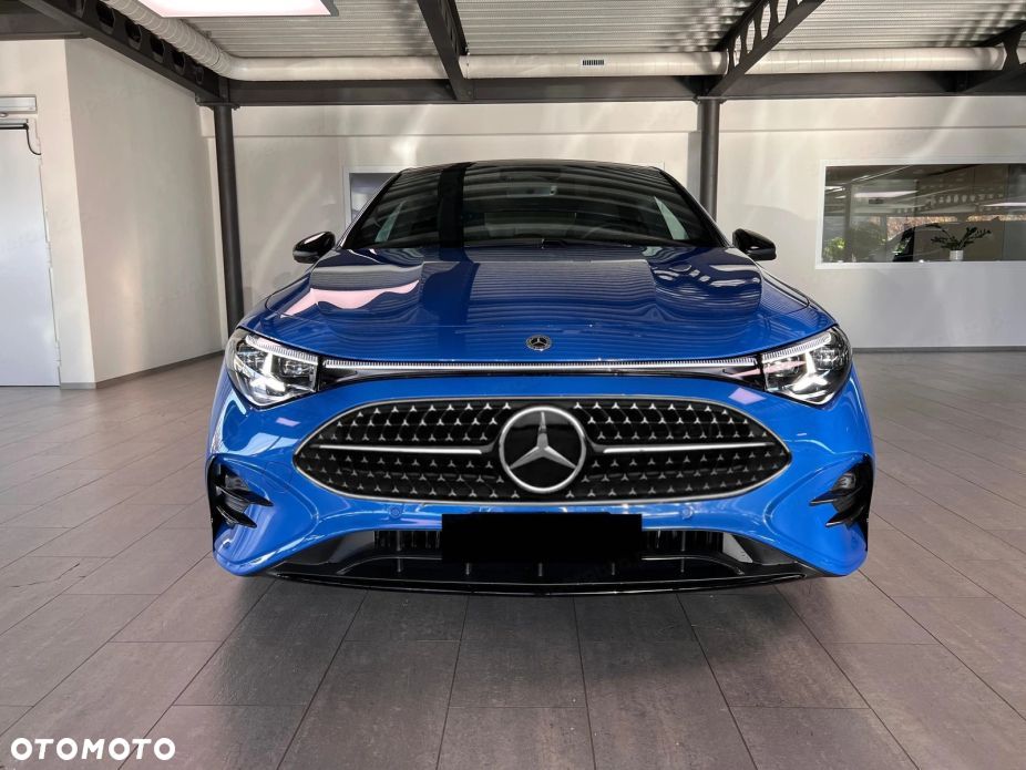 Mercedes-Benz CLA 180 mHEV 8G-DCT - 4
