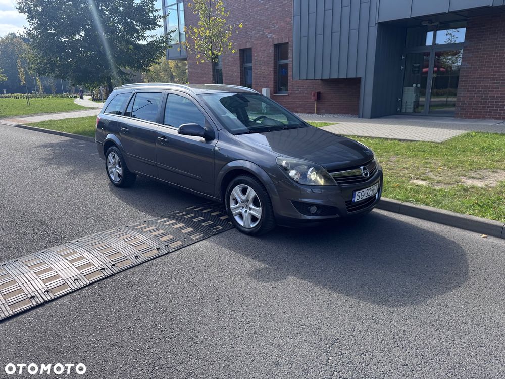 Opel Astra 1.8 Caravan Cosmo - 6