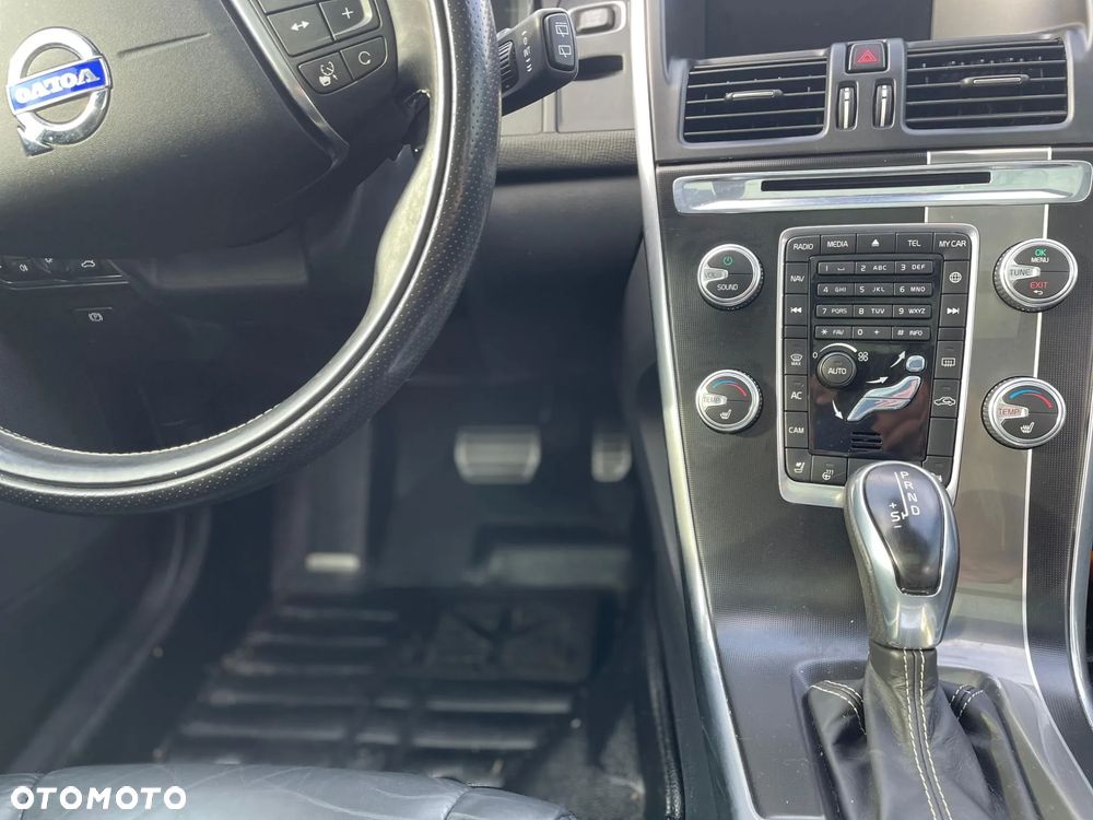 Volvo XC 60 - 18