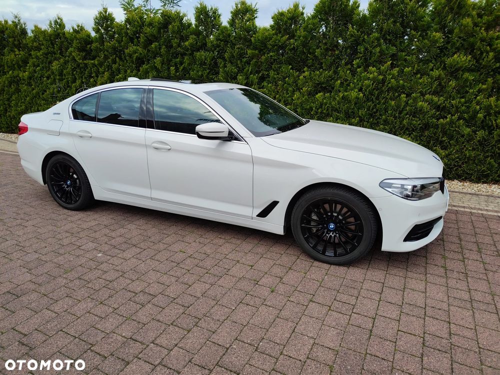 BMW Seria 5 530i mHEV Luxury Line sport - 8